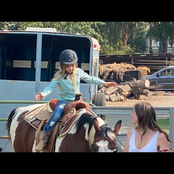 Meet your Posher, Brianne - Picture 5 of 5